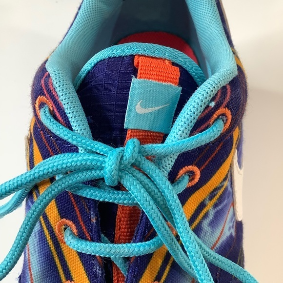 Nike Roshe run lighting bolt sneakers SZ 6.5 youth - Picture 7 of 13